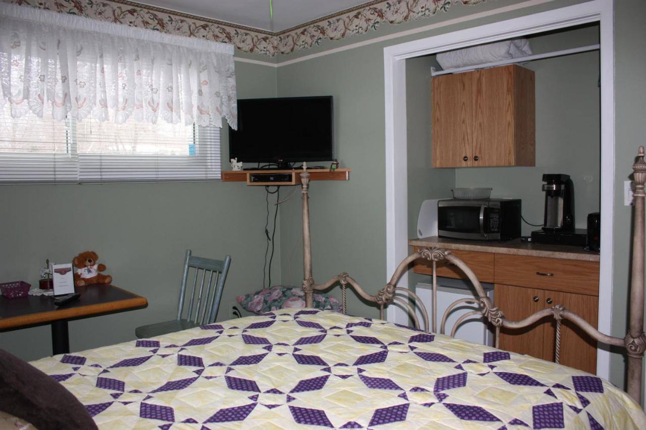 Carrousel Bed & Breakfast Cayuga 部屋 写真